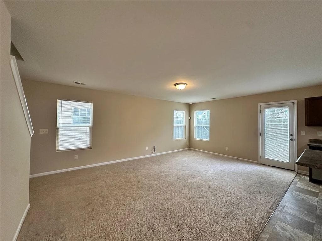 3 bedroom, 3 bathroom, 1,709 sq ft single family residence for rent at 1578 Onalee Drive, Hampton, GA 30228 for $1,695 a month — photo 9