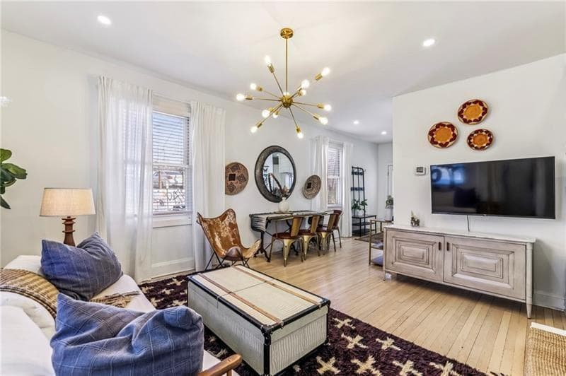 2 bedroom, 2 bathroom, 960 sq ft townhouse for sale at 196 Reinhardt Street A, Atlanta, GA 30312 — photo 2
