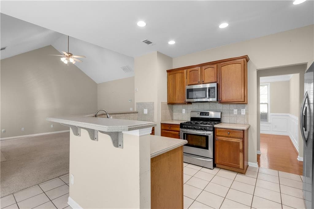 5 bedroom, 3 bathroom, 2,339 sq ft single family residence for sale at 1185 Martins Down Drive, Lawrenceville, GA 30045 — photo 7