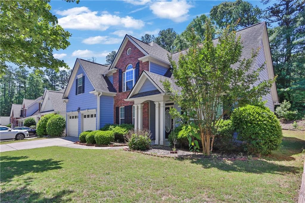 5 bedroom, 3 bathroom, 2,339 sq ft single family residence for sale at 1185 Martins Down Drive, Lawrenceville, GA 30045 — photo 9
