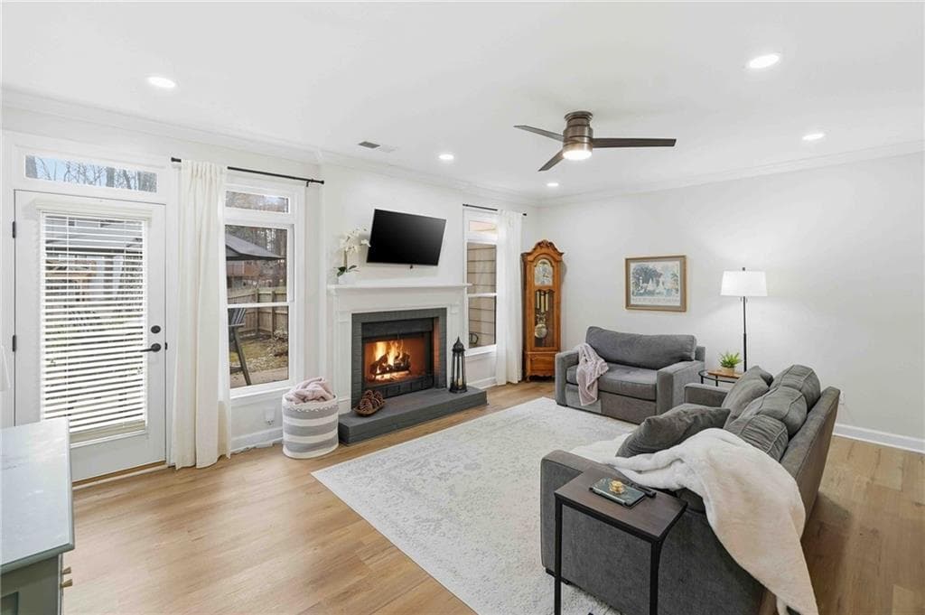 137 Weatherburne Drive, Roswell, GA 30076 — most recent listing photo