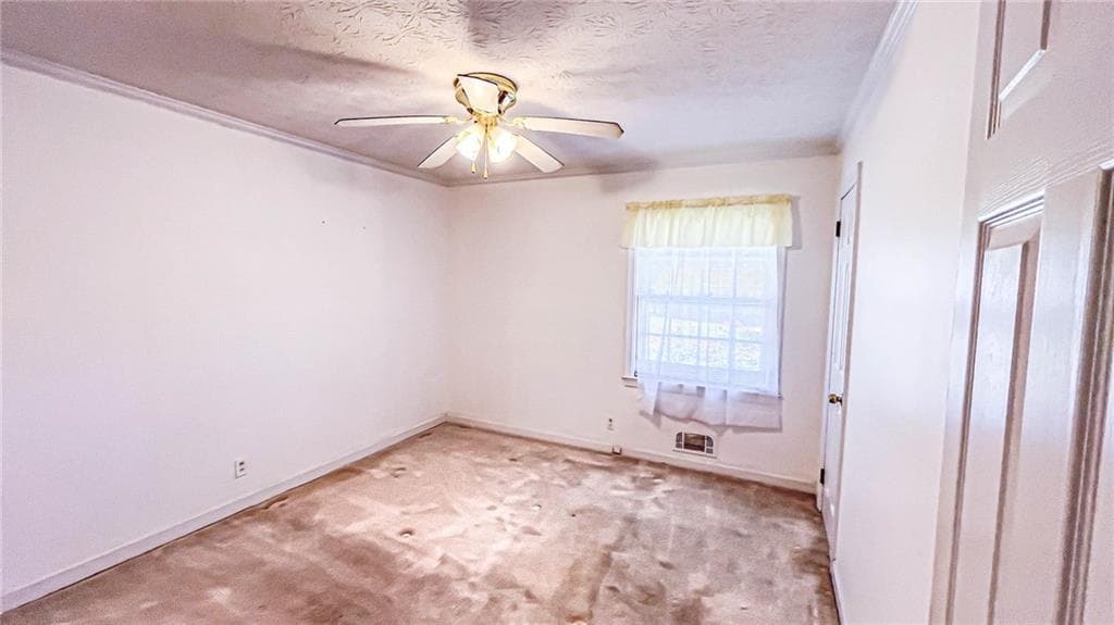 3 bedroom, 1 bathroom, 1,100 sq ft single family residence under contract at 409 Dora Street, Griffin, GA 30223 — photo 9