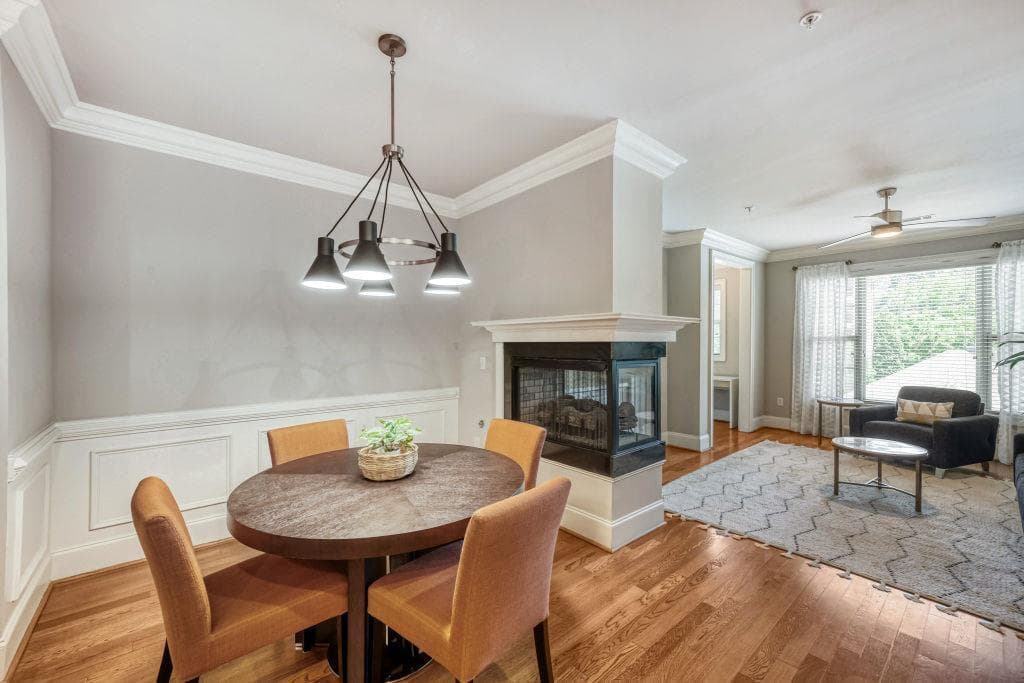 2 bedroom, 2 bathroom, 1,457 sq ft condominium under contract at 2300 Peachford Road 3209, Dunwoody, GA 30338 — photo 3