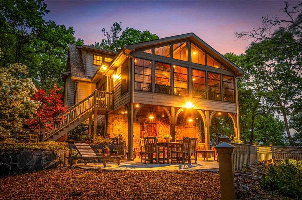 4 bedroom, 5 bathroom, 2,845 sq ft single family residence for sale at 10620 Highway 52 Highway, Chatsworth, GA 30705 — photo 4