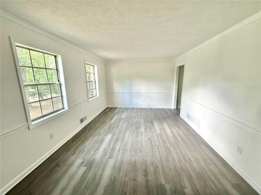 4 bedroom, 2 bathroom, 1,752 sq ft single family residence for sale at 3681 Lavilla Drive, Powder Springs, GA 30127 — photo 4
