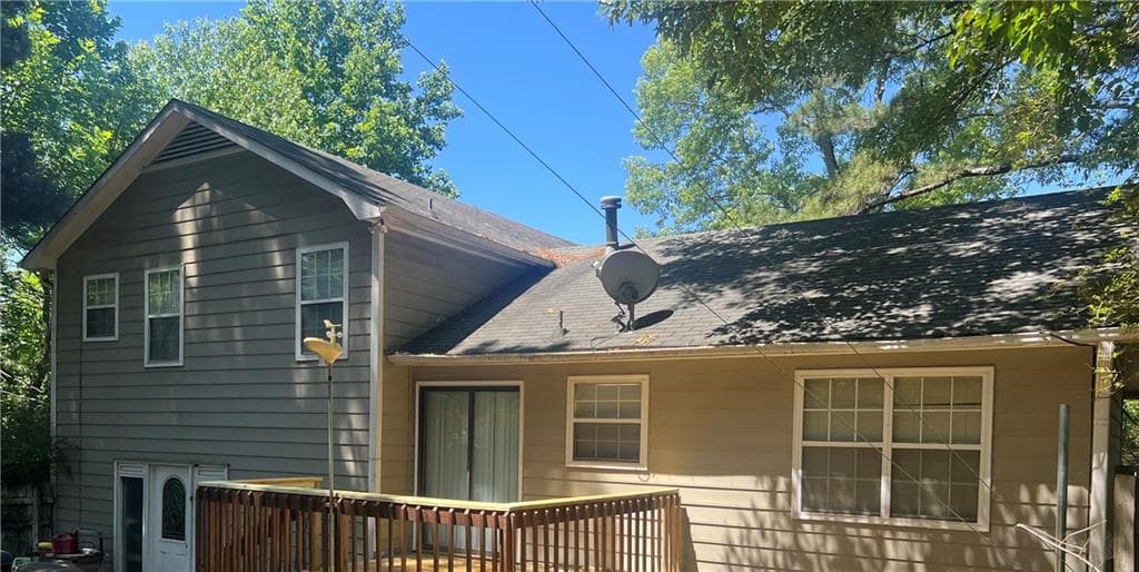 3 bedroom, 2 bathroom, 1,436 sq ft single family residence for sale at 1315 Warsaw Road, Roswell, GA 30076 — photo 5