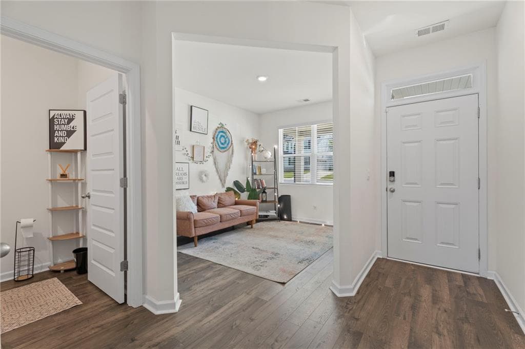 4 bedroom, 3 bathroom, 2,202 sq ft single family residence for sale at 249 Friendship Oak Way, Hampton, GA 30228 — photo 3
