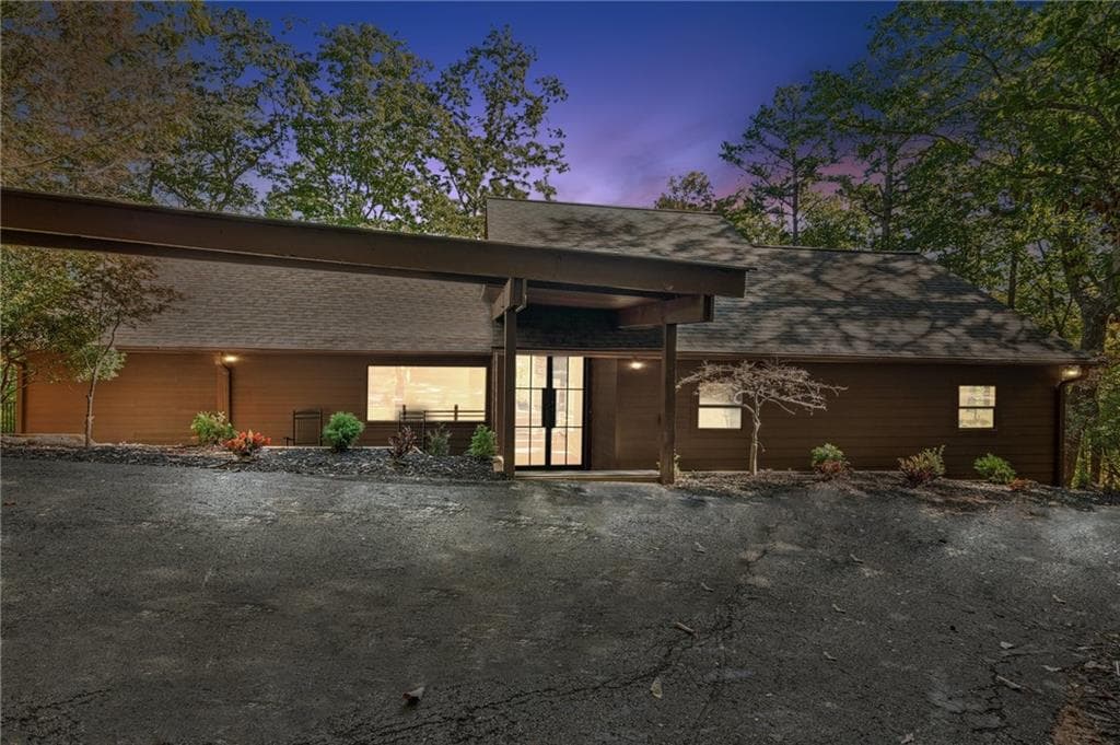 4 bedroom, 3 bathroom, 3,487 sq ft single family residence for sale at 626 Petit ridge dr, Big Canoe, GA 30143