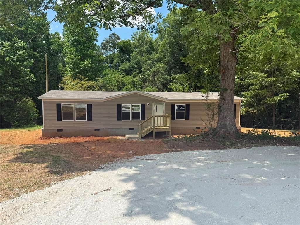 4 bedroom, 2 bathroom, 1,475 sq ft single family residence sold at 286 Little Vine Church Ro, Villa Rica, GA 30180