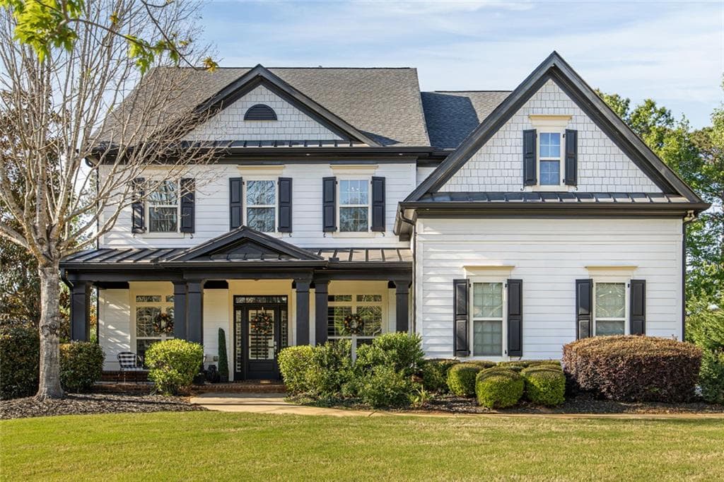 5 bedroom, 4 bathroom single family residence sold at 6025 Golf View Crossing, Locust Grove, GA 30248