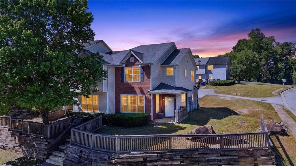 3 bedroom, 3 bathroom, 1,440 sq ft townhouse sold at 100 Hawkeye Lane, Conyers, GA 30012