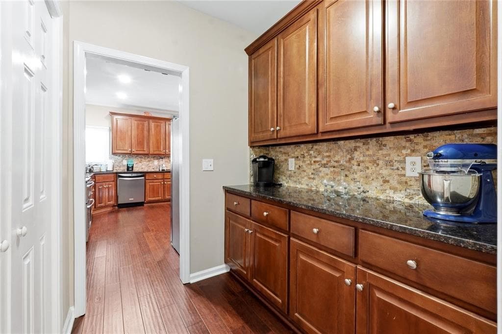 5 bedroom, 3 bathroom, 2,808 sq ft single family residence for sale at 676 Bentleaf Drive, Dallas, GA 30132 — photo 7
