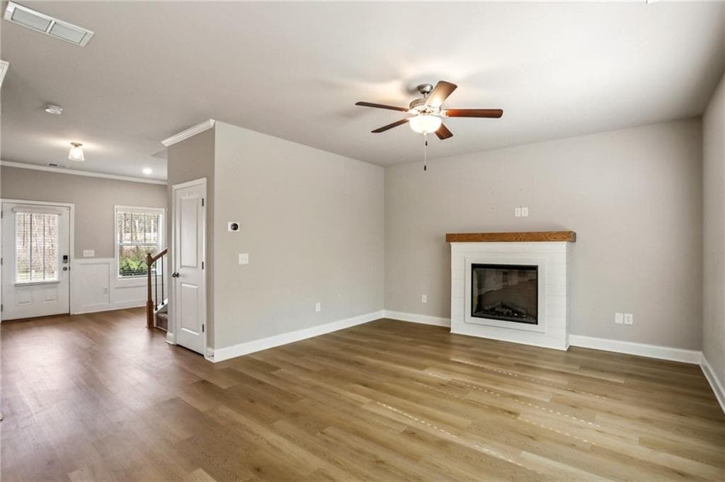 3 bedroom, 3 bathroom, 2,095 sq ft single family residence for sale at 2099 Easterwood Terrace, Decatur, GA 30032 — photo 9