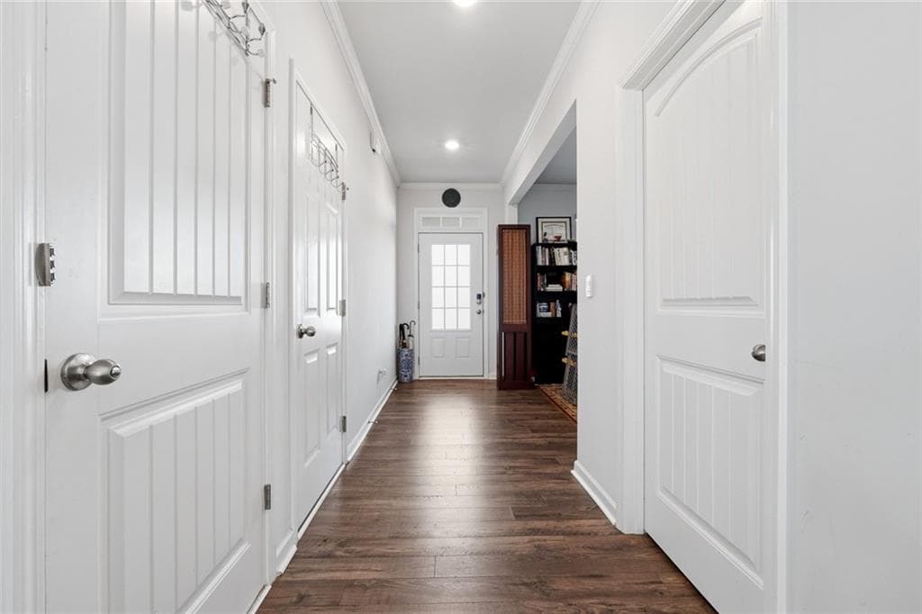 4 bedroom, 3 bathroom, 2,361 sq ft single family residence under contract at 60 Bishop Creek, Braselton, GA 30517 — photo 3