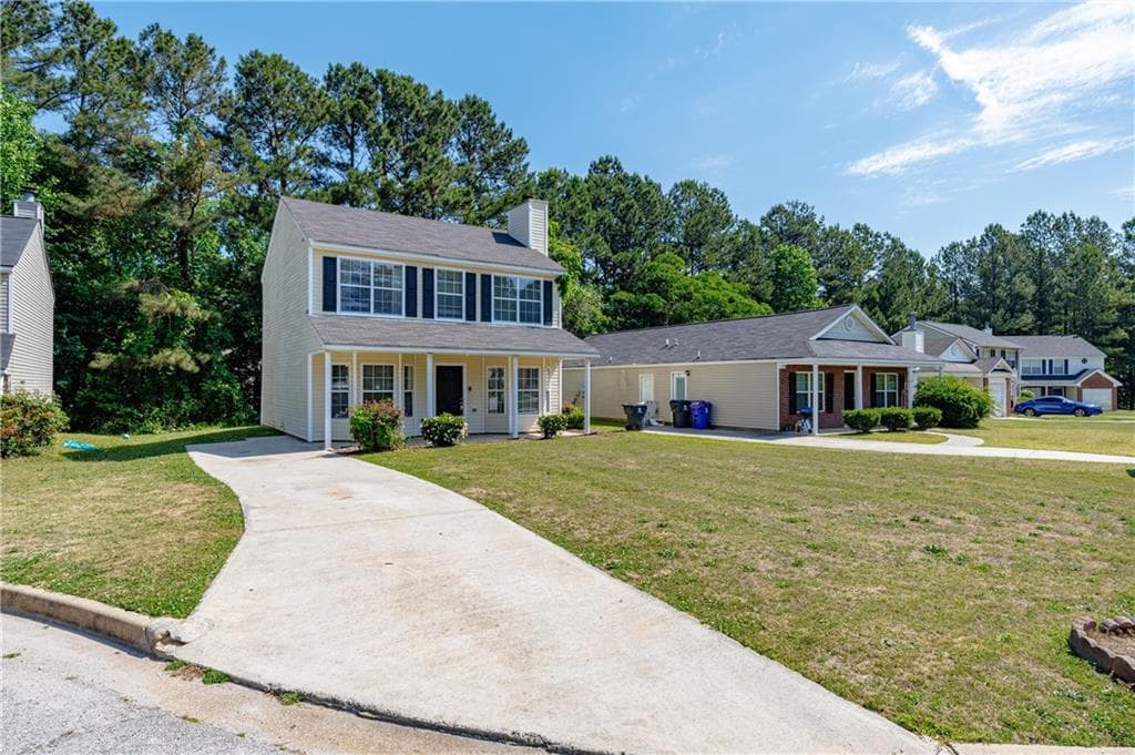 3 bedroom, 3 bathroom, 1,452 sq ft single family residence for sale at 7624 Mcgillicuty Drive, Union City, GA 30291 — photo 2