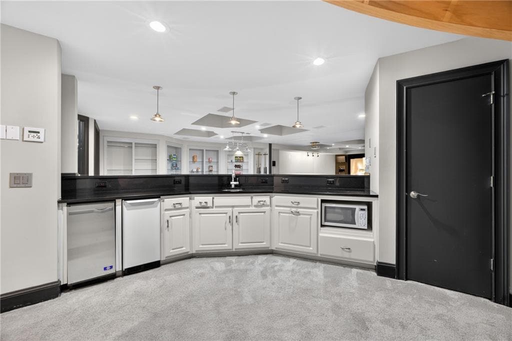 7 bedroom, 11 bathroom, 13,355 sq ft single family residence for sale at 1 Cascade Pointe Drive, Atlanta, GA 30331 — photo 6
