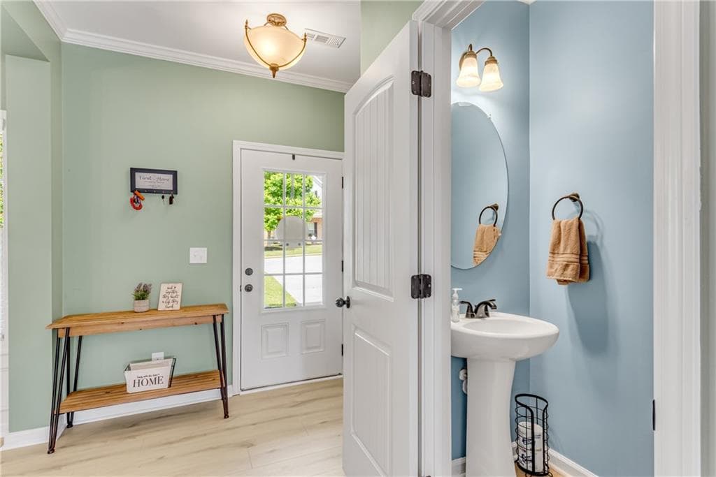 4 bedroom, 3 bathroom, 2,314 sq ft single family residence for sale at 533 Evergreen Way, Jefferson, GA 30549 — photo 7