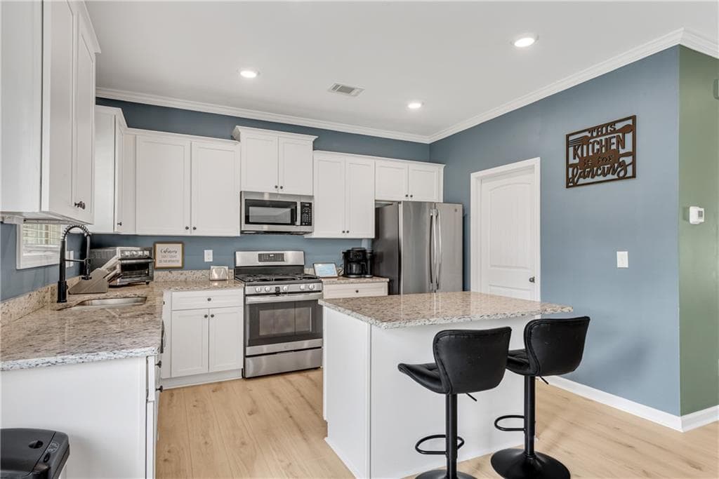4 bedroom, 3 bathroom, 2,314 sq ft single family residence for sale at 533 Evergreen Way, Jefferson, GA 30549 — photo 9
