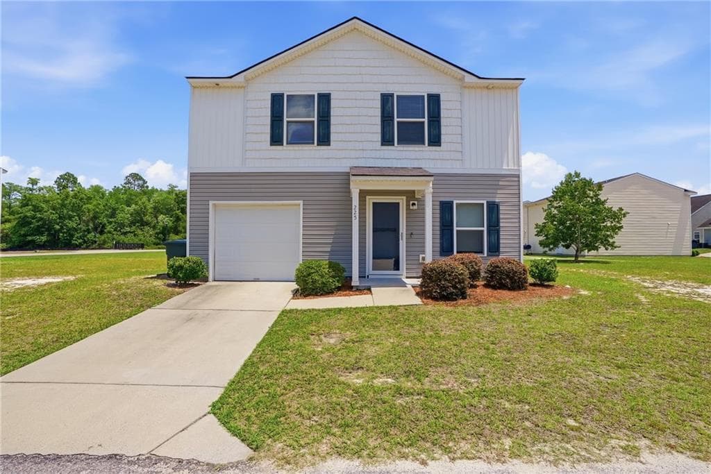 4 bedroom, 3 bathroom, 1,800 sq ft single family residence for sale at 225 Rendell Lane, Hinesville, GA 31313 — photo 1 of 33