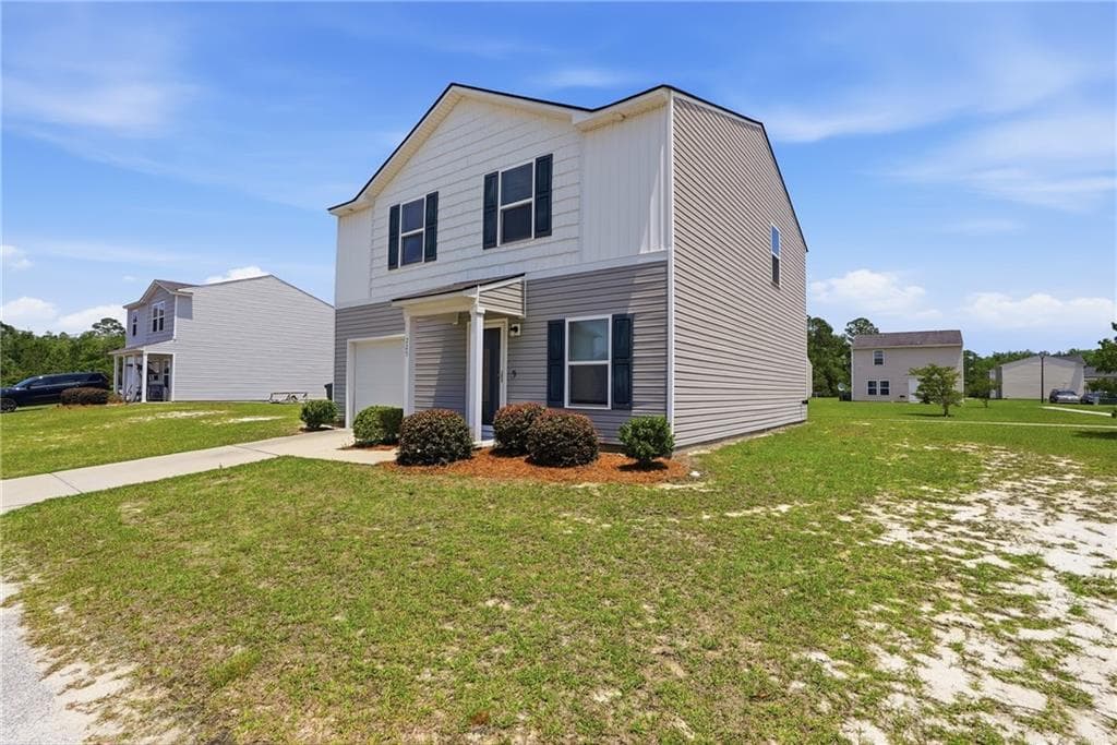 4 bedroom, 3 bathroom, 1,800 sq ft single family residence for sale at 225 Rendell Lane, Hinesville, GA 31313 — photo 3