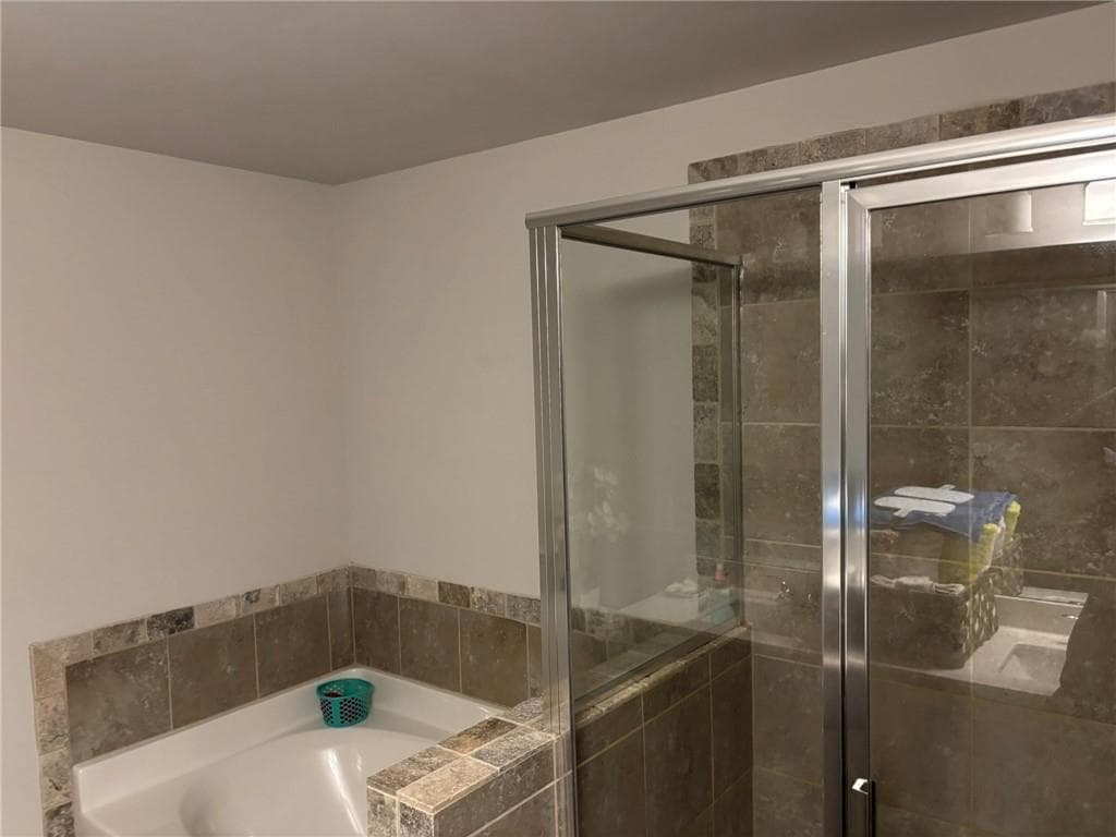 3 bedroom, 3 bathroom, 1,636 sq ft townhouse for sale at 11208 Benton Loop, Covington, GA 30014 — photo 9