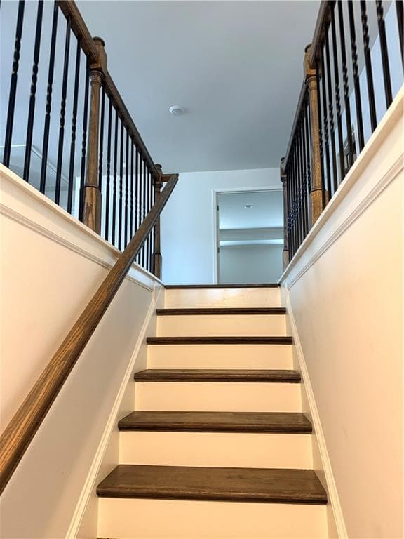 6 bedroom, 4 bathroom, 4,177 sq ft single family residence for sale at 630 Garnet Drive, Acworth, GA 30101 — photo 10