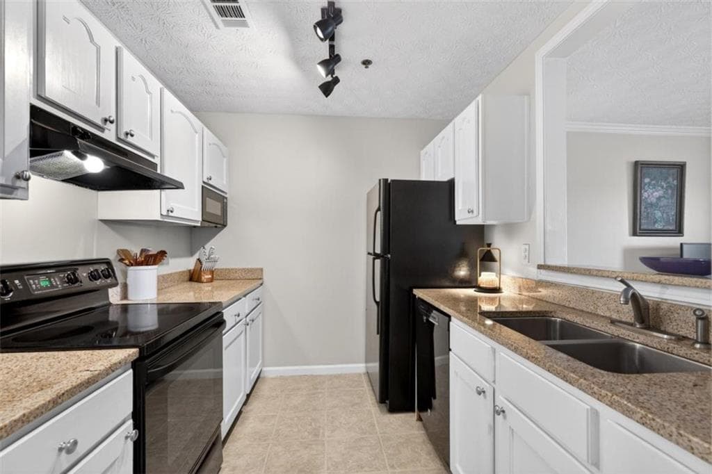 1 bedroom, 1 bathroom, 840 sq ft condominium for sale at 970 Sidney Marcus Boulevard 2417, Atlanta, GA 30324 — photo 10