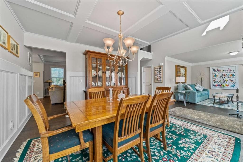 5 bedroom, 3 bathroom, 3,000 sq ft single family residence for sale at 6024 Park Bay Court, Flowery Branch, GA 30542 — photo 8