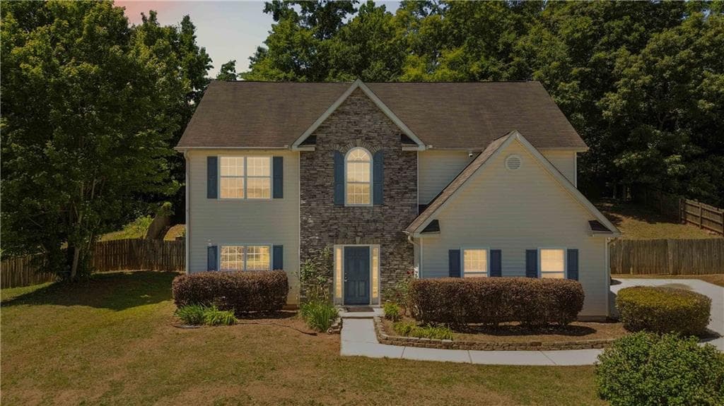 4 bedroom, 3 bathroom, 2,395 sq ft single family residence under contract at 117 RENDITION Drive, Mcdonough, GA 30253 — photo 4