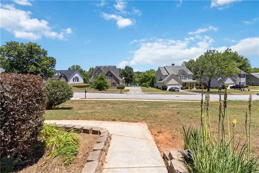 4 bedroom, 3 bathroom, 2,395 sq ft single family residence under contract at 117 RENDITION Drive, Mcdonough, GA 30253 — photo 6