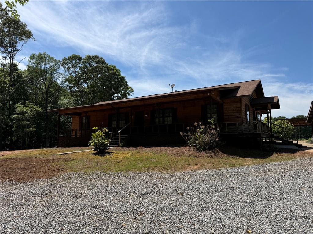 3 bedroom, 2 bathroom, 1,680 sq ft single family residence for sale at 603 Wall Bridge Road, Clarkesville, GA 30523 — photo 7