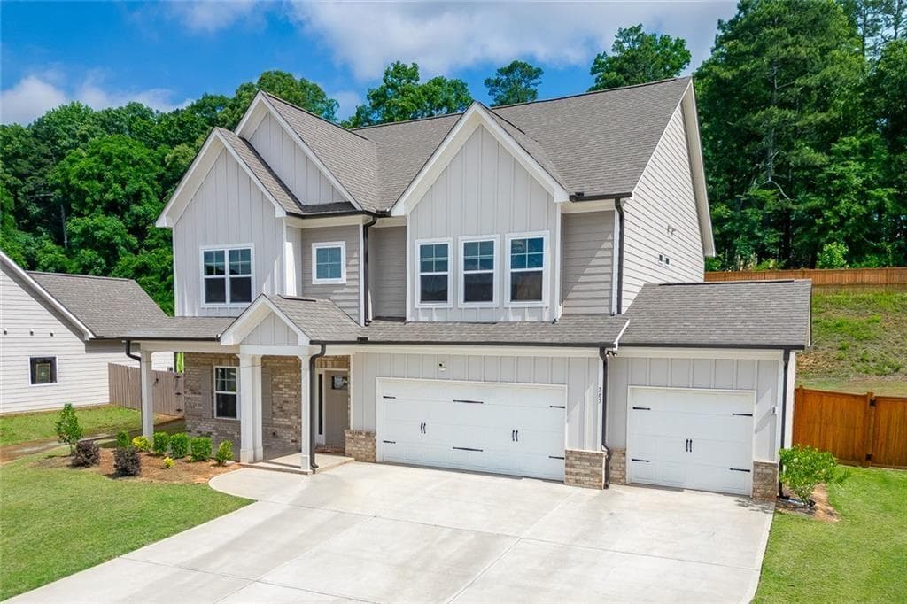 5 bedroom, 4 bathroom, 3,044 sq ft single family residence for sale at 265 Cherokee Rose Lane, Hoschton, GA 30548 — photo 2