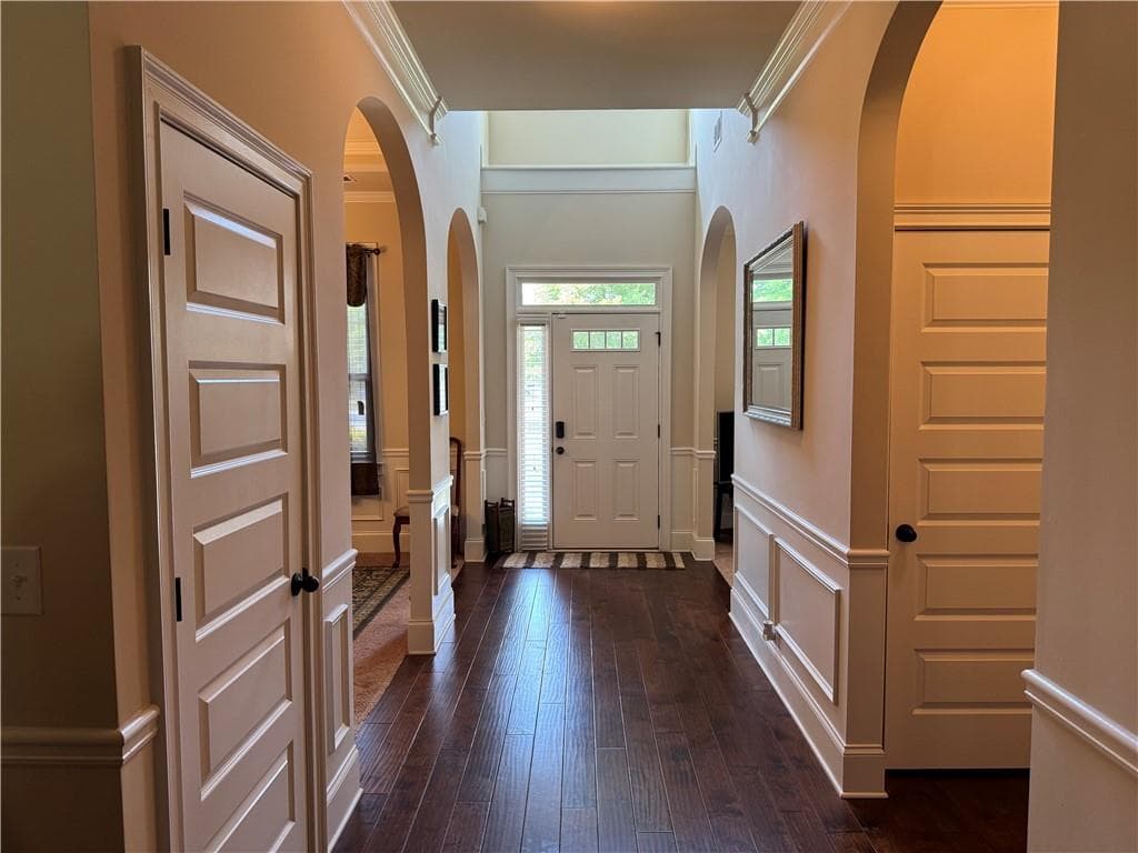 5 bedroom, 4 bathroom, 3,166 sq ft single family residence for sale at 1880 Browning Bend Court, Dacula, GA 30019 — photo 2