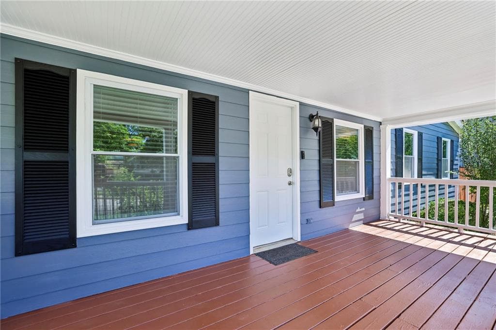 3 bedroom, 2 bathroom, 1,240 sq ft single family residence under contract at 1519 Mercer Avenue, College Park, GA 30337 — photo 4