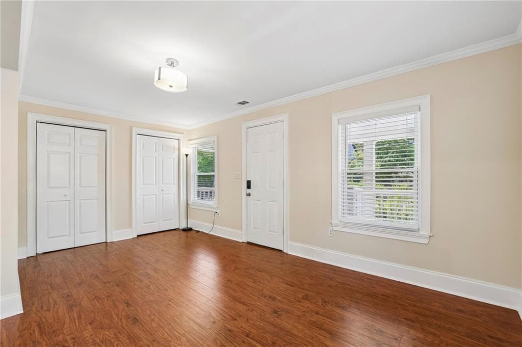3 bedroom, 2 bathroom, 1,240 sq ft single family residence under contract at 1519 Mercer Avenue, College Park, GA 30337 — photo 6