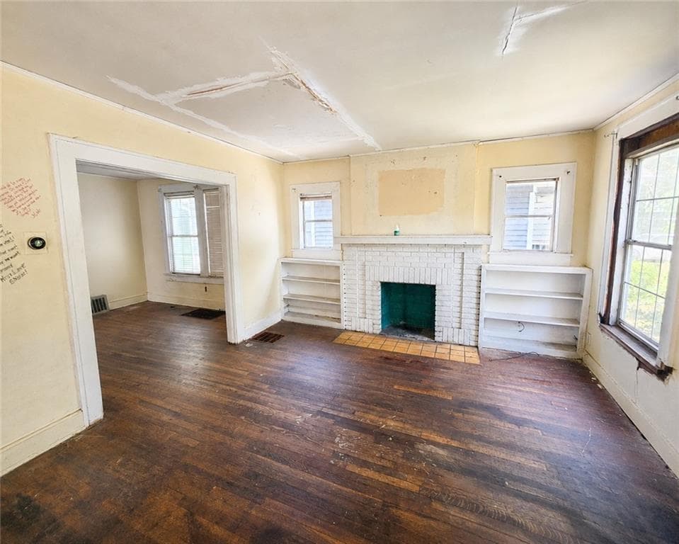 2 bedroom, 1 bathroom, 1,106 sq ft single family residence under contract at 201 Atlanta Avenue, Atlanta, GA 30315 — photo 2