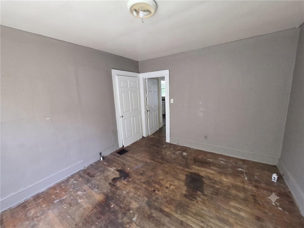 2 bedroom, 1 bathroom, 1,106 sq ft single family residence under contract at 201 Atlanta Avenue, Atlanta, GA 30315 — photo 7