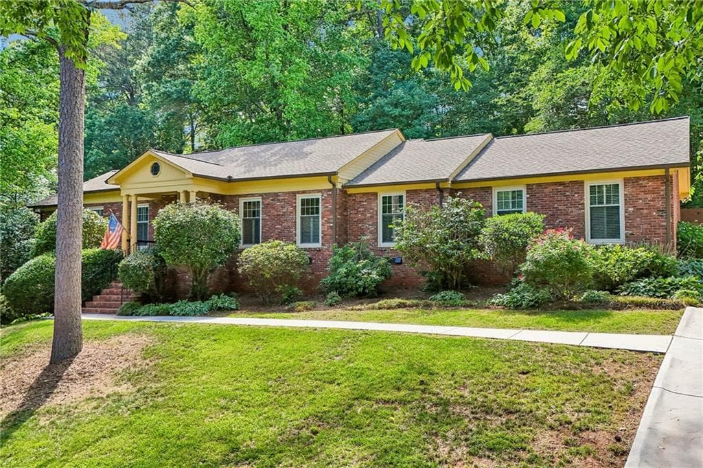 4 bedroom, 4 bathroom, 2,930 sq ft single family residence sold at 1067 Hess Drive, Avondale Estates, GA 30002
