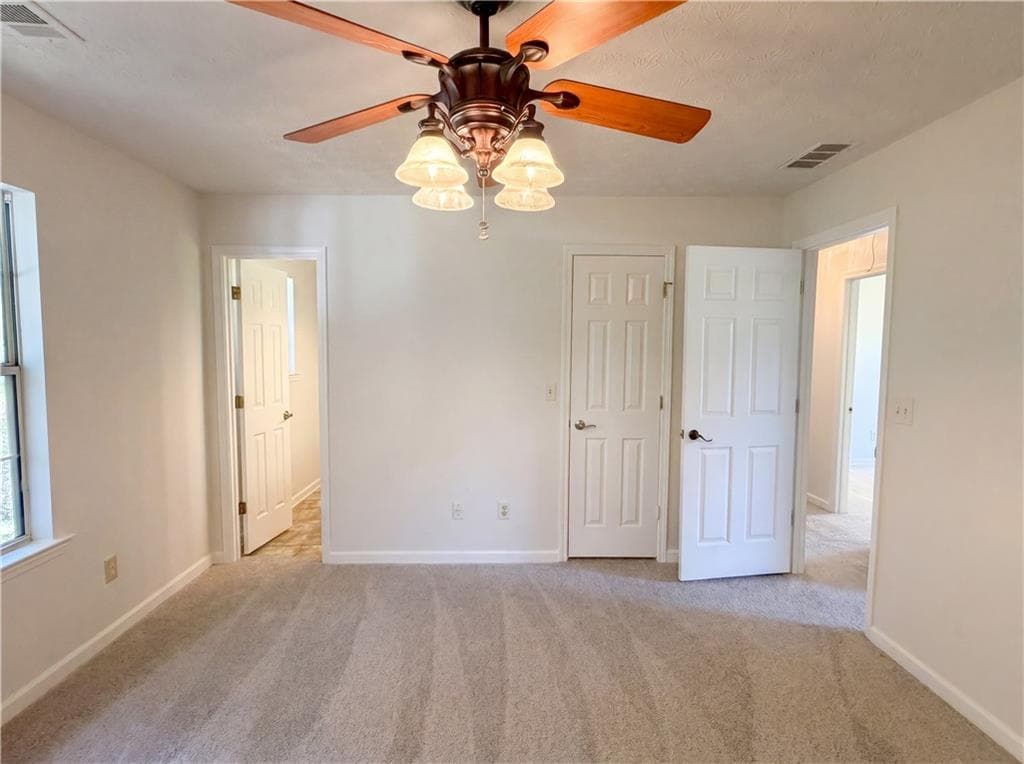 3 bedroom, 2 bathroom, 1,388 sq ft single family residence under contract at 90 Rolling Ridge Drive, Covington, GA 30016 — photo 9