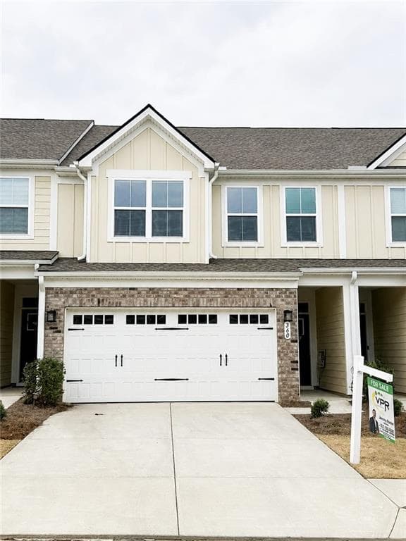 4 bedroom, 3 bathroom, 1,790 sq ft townhouse for rent at 360 Salt Lake Lane Lane, Hoschton, GA 30548 for $2,450 a month — photo 1 of 25