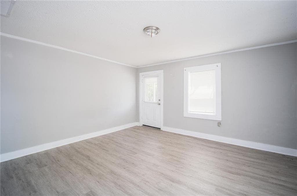 duplex under contract at 90 Martin Luther King Jr Drive, Winder, GA 30680 — photo 5