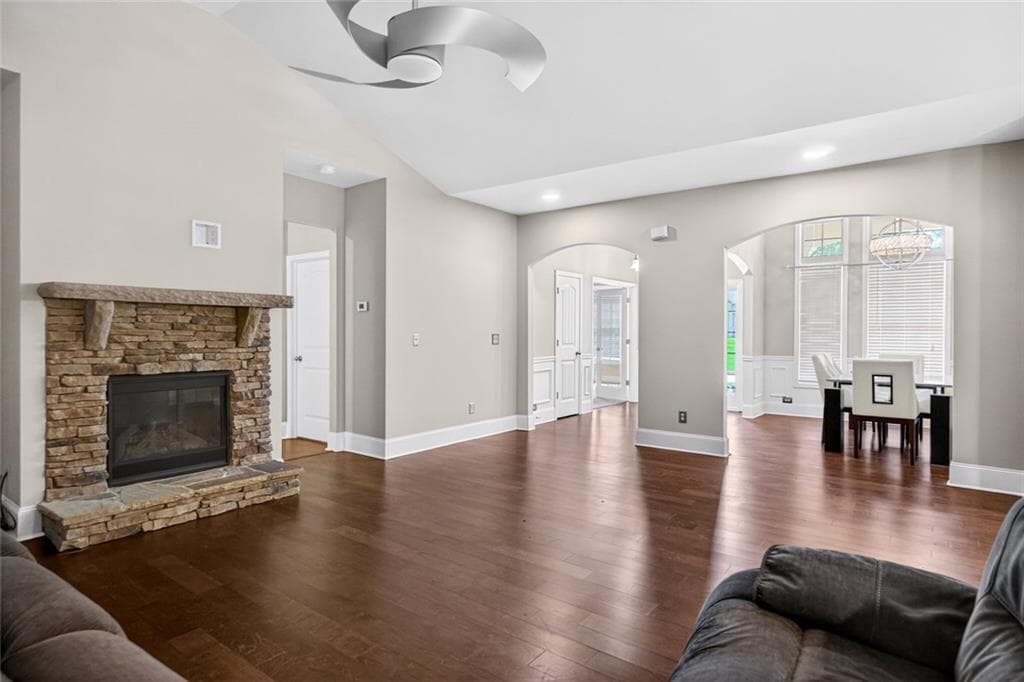 4 bedroom, 2 bathroom, 2,574 sq ft single family residence under contract at 1443 Bourdon Bell, Conyers, GA 30013 — photo 8