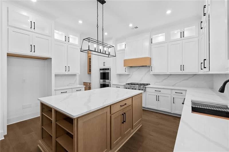 4 bedroom, 5 bathroom, 3,034 sq ft single family residence under contract at 5587 Meadowstone Walk, Kennesaw, GA 30152 — photo 7