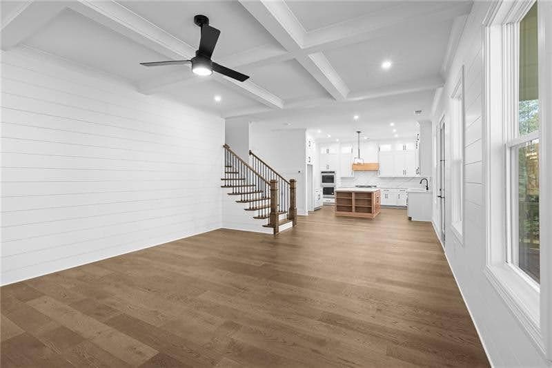 4 bedroom, 5 bathroom, 3,034 sq ft single family residence under contract at 5587 Meadowstone Walk, Kennesaw, GA 30152 — photo 9