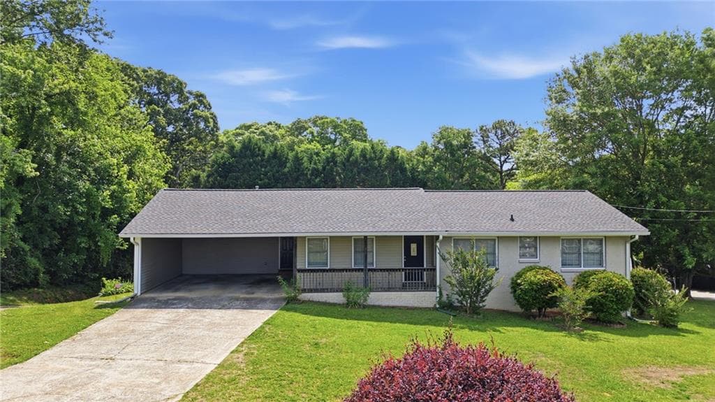 3 bedroom, 3 bathroom, 1,960 sq ft single family residence sold at 950 Old Canton Road, Marietta, GA 30068