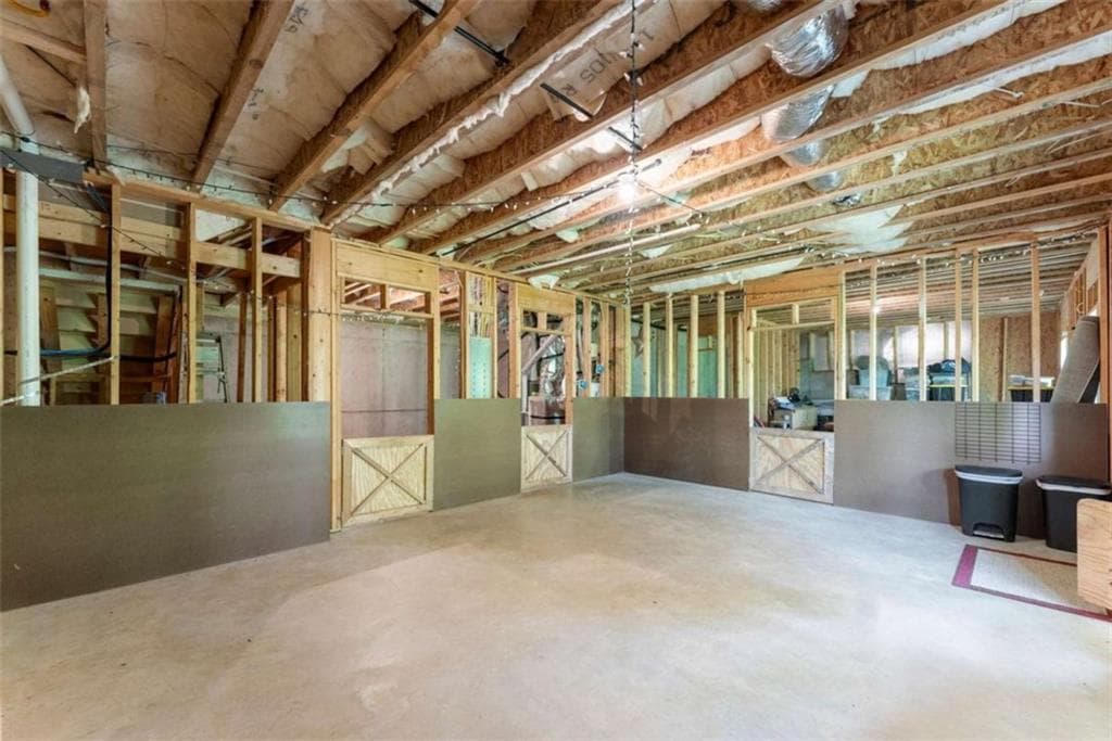 4 bedroom, 4 bathroom, 2,503 sq ft single family residence for sale at 4005 Windsor Trail, Gainesville, GA 30506 — photo 6