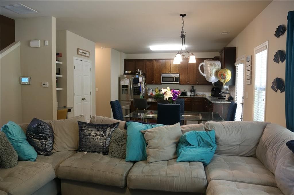 4 bedroom, 3 bathroom, 2,102 sq ft single family residence for sale at 92 Persian Ivy Way, Dallas, GA 30132 — photo 8