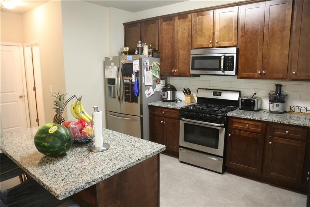 4 bedroom, 3 bathroom, 2,102 sq ft single family residence for sale at 92 Persian Ivy Way, Dallas, GA 30132 — photo 9