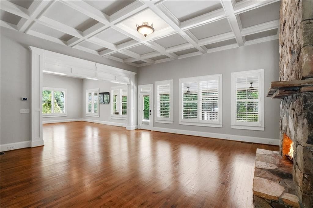 5 bedroom, 5 bathroom, 6,264 sq ft single family residence for sale at 25 River Sound Circle, Dawsonville, GA 30534 — photo 6