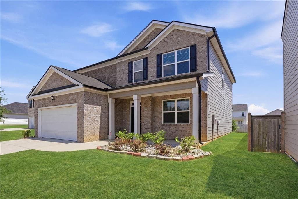 5 bedroom, 4 bathroom, 2,752 sq ft single family residence under contract at 2407 Pelham Pass, Dacula, GA 30019 — photo 2